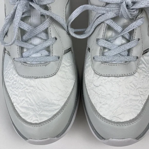 Vionic Adela Met White & Metallic Silver Walking Shoe - Picture 5 of 12